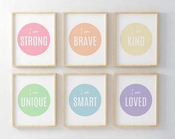 Set di stampe con affermazioni positive: decorazioni per la cameretta dei bambini con arcobaleno pastello (download digitale)