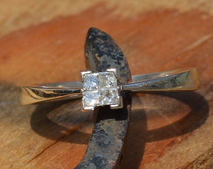 9ct Gold Princess Cut Diamond Ring, 0.15 Carats