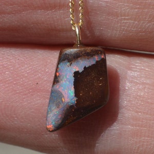 Dainty 9ct Gold Queensland Boulder Opal Pendant