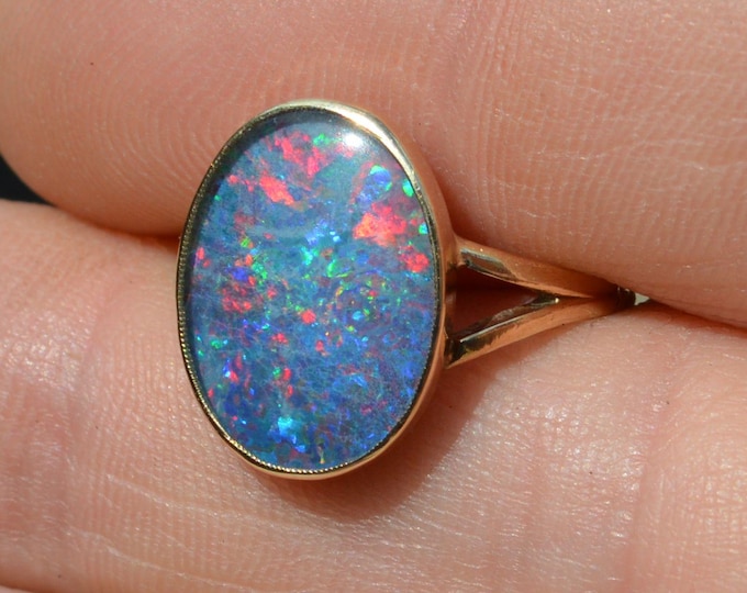Vintage 9ct Yellow Gold Opal Triplet Ring