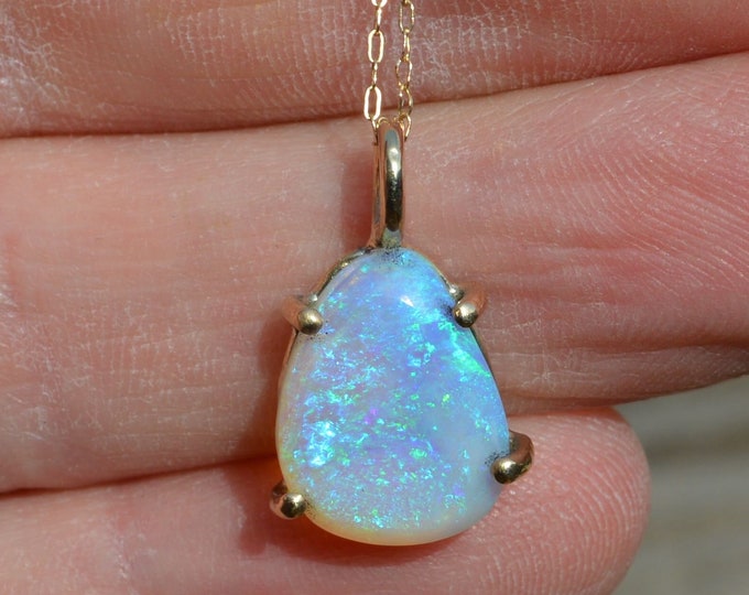 9ct Gold Australian Crystal Opal Pendant, Coober Pedy Opal