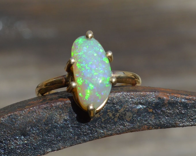 Handmade 9ct Mintabie Opal Statement Ring