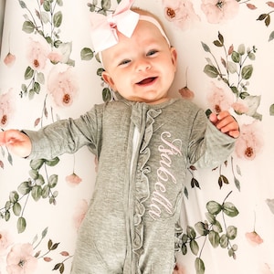 Newborn Girl Coming Home Outfit, Baby Girl Coming Home Outfit, Personalized Newborn Outfit, Baby Hospital Outfit, Babygirl Coming Home