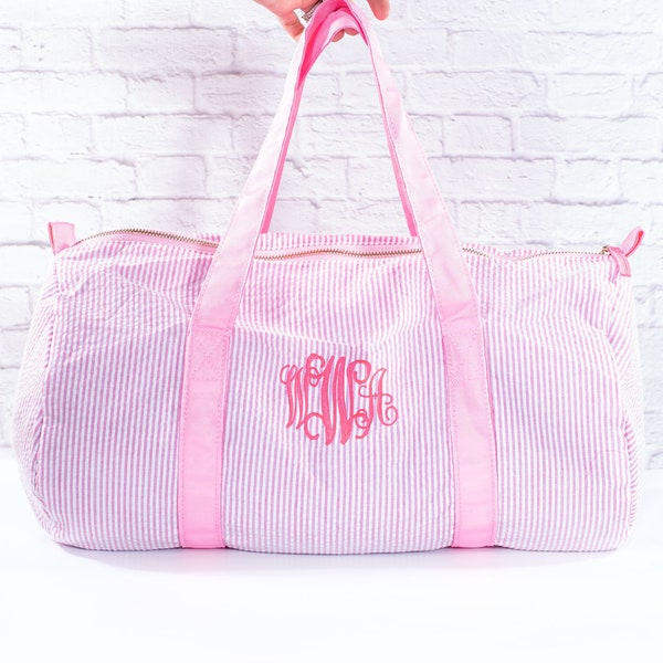 Sac de sport personnalisé pour bébé | Sac pour bébé en seersucker Monogram | Cadeaux bébé monogrammés pour fille | Sac de sport pour enfants | Sac de voyage monogrammé pour bébé