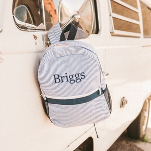 Sacs à dos personnalisés pour bébé, sacs à dos à monogramme pour tout-petit, sac à dos en seersucker, cartable préscolaire, cadeaux personnalisés pour bébé