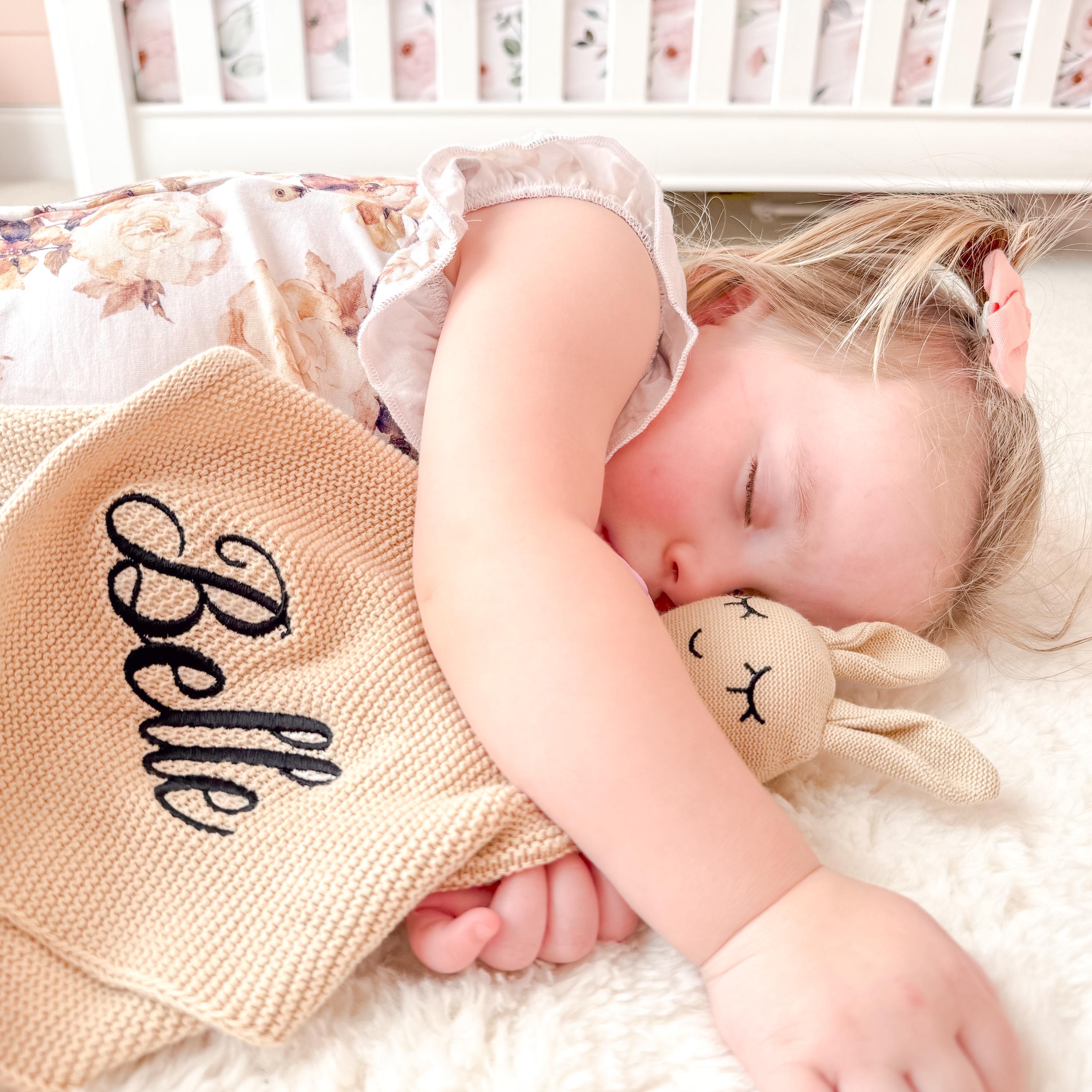 パーソナライズされたバニーラブリー、100%コットンベビーセキュリティ