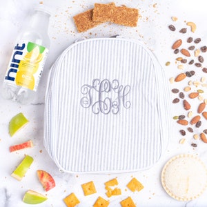 Personalized Lunch Bags for Kids, Insulated Lunch Bag, Seersucker Lunch Bag, Monogrammed Kids Lunch Bag, Lunch Box, Lunch Bag for Women