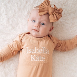 Personalized Knot Gown, Baby Girl Coming Home Outfit, Baby Hospital Outfit, Newborn Baby Girl Outfit, Baby Shower Gift for Baby Girl