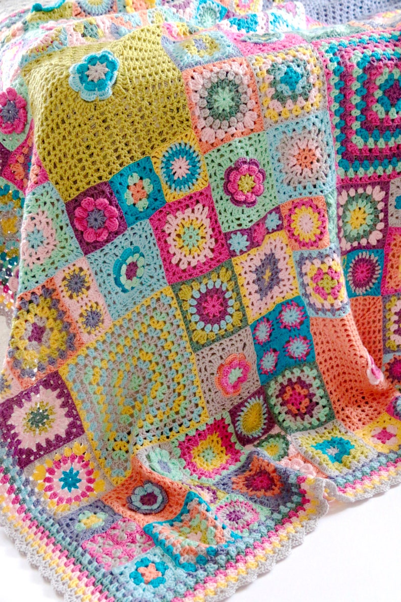 Vintage Sweethearts Blanket Crochet Pattern PDF image 1