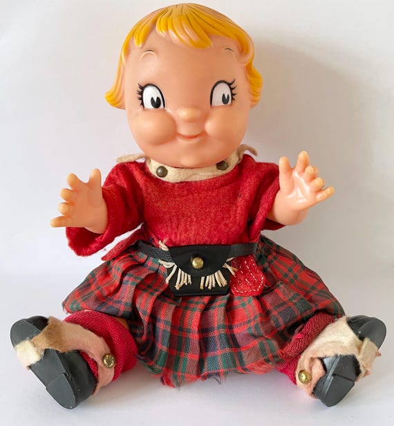 1960年代のスコットランド風衣装を着たヴィンテージのキャンベルスープ 