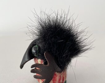 フィンランドのアトリエ、ファウニ・スンピ作のトロール人形（高さ5cm 