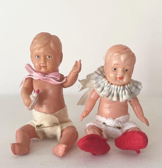 1940年代日本製、ヴィンテージのセルロイド製赤ちゃん人形2体 - Etsy 日本