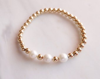 Pearl Bracelet with Gold Filled Beads