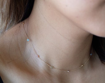 14k Gold Choker Halskette mit bunten Edelsteinen