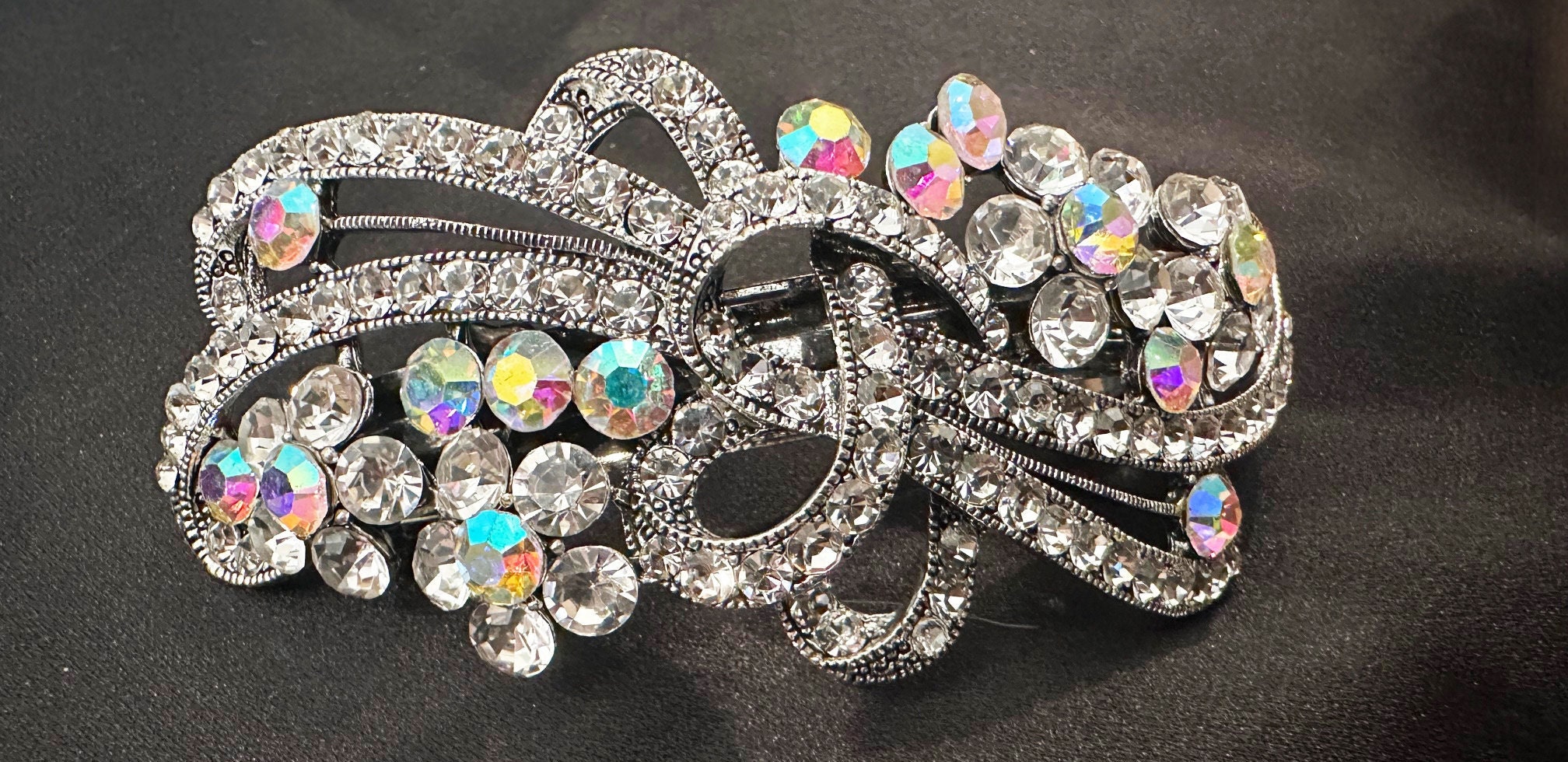Scünci - Elite Rhinestone Flower Barrette | Beauty