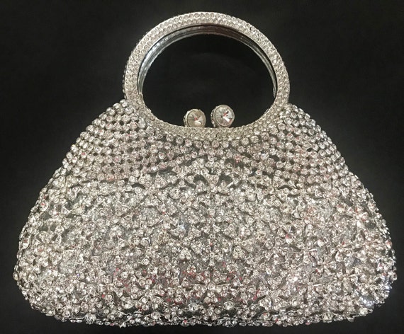 Minaudiere argentée deals
