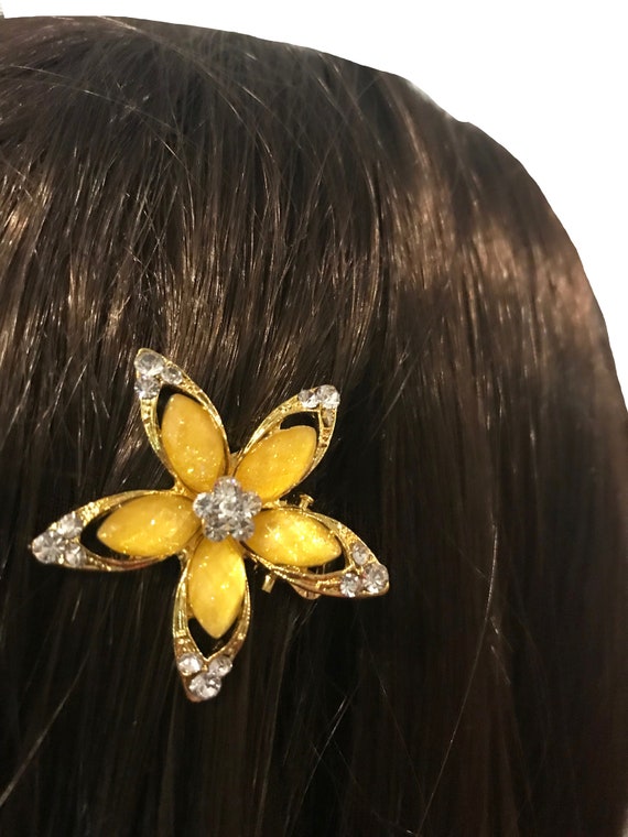 ゴールドフローラルクリスタルアリゲーターヘアクリップ - イエロー