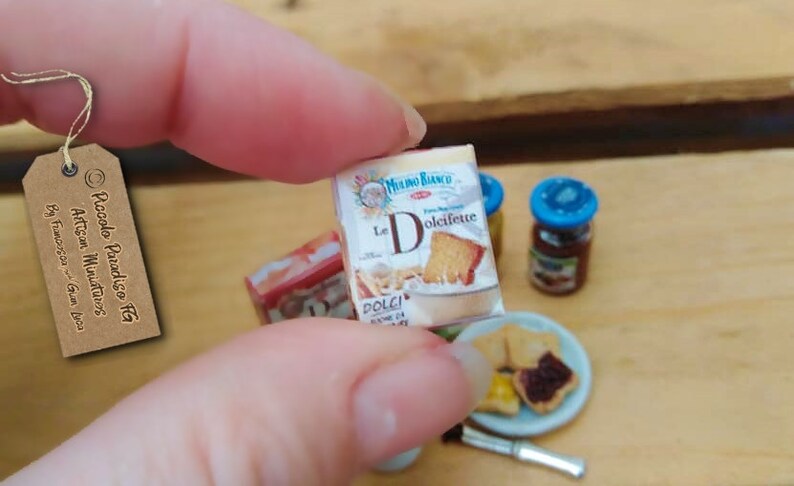 Scala 1:12 Miniatura Artigianale Fatta a Mano, Cibo in Miniatura Realistico per la Casa delle Bambole,fette biscottate e marmellata Confezione dolci