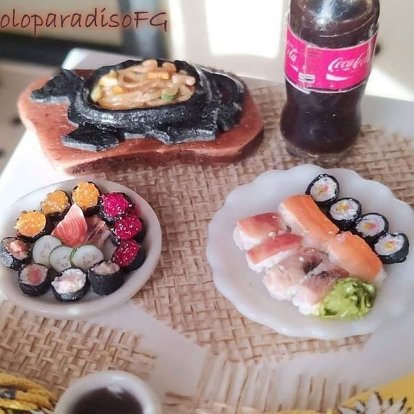 1:12 Scale - Artisan Handmade Miniature, Realistic Miniature Food for the Dollhouse, sushi and sashimi, Spaghetti misto mare alla piastra