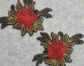 Patchs classiques, roses en rouge et or. Broderie sur feutre 100% laine, roses brodées, badges appliqués, ensemble 2 pièces