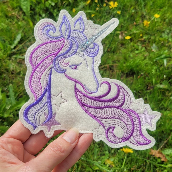 Magique et brillant - notre patch licorne violette, application spécialement pour votre petite princesse