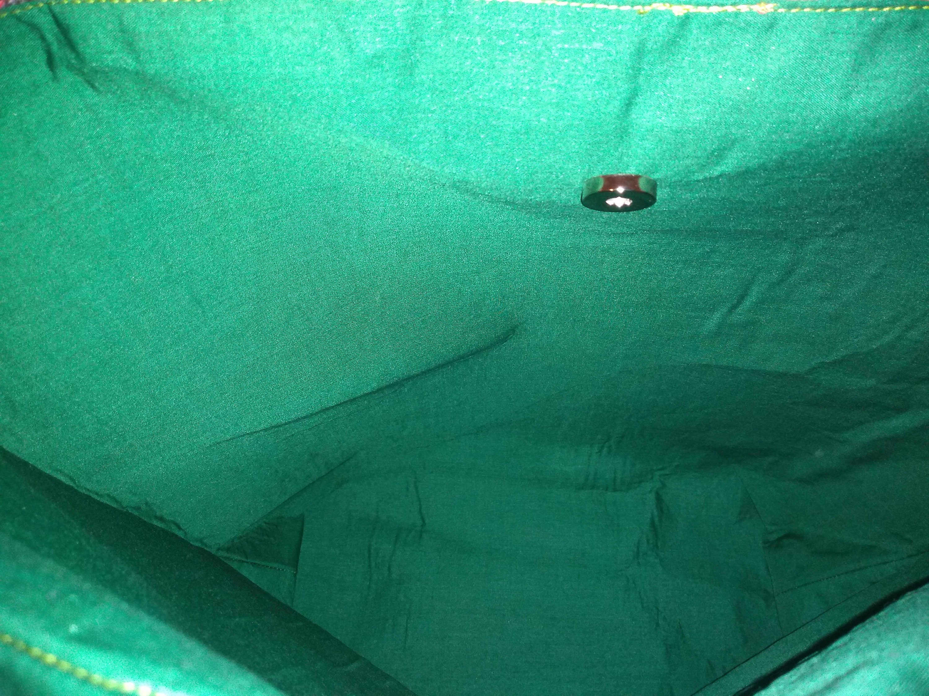 Sac fourre-tout réutilisable à carreaux noirs rouges blancs avec