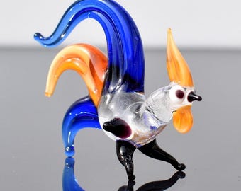 手作りガラスの雄鶏の置物：色鮮やかで風変わりな彫刻 - Etsy 日本