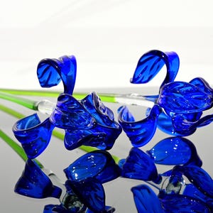 Blue Glass Iris, Blown Glass Flowers, Glass Flower Bouquet, Spring Home Decor Centerpiece, Eternal Flowers, Blown Glass Art Mothers Day Gift image 10