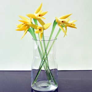 Gorgeous long stem yellow glass birds of paradise like flower. Unique gift. Each flower is priced individually.