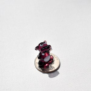 Miniature Purple Glass Hippo Figurine – Tiny Handblown Animal Sculpture, Collectible Glass Art, Cute Desk Décor, Gift for Animal Lovers