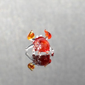 Worlds smallest glass tiny crab, whimsical, Lamp work miniature character from Glass Menagerie, Unique gift.