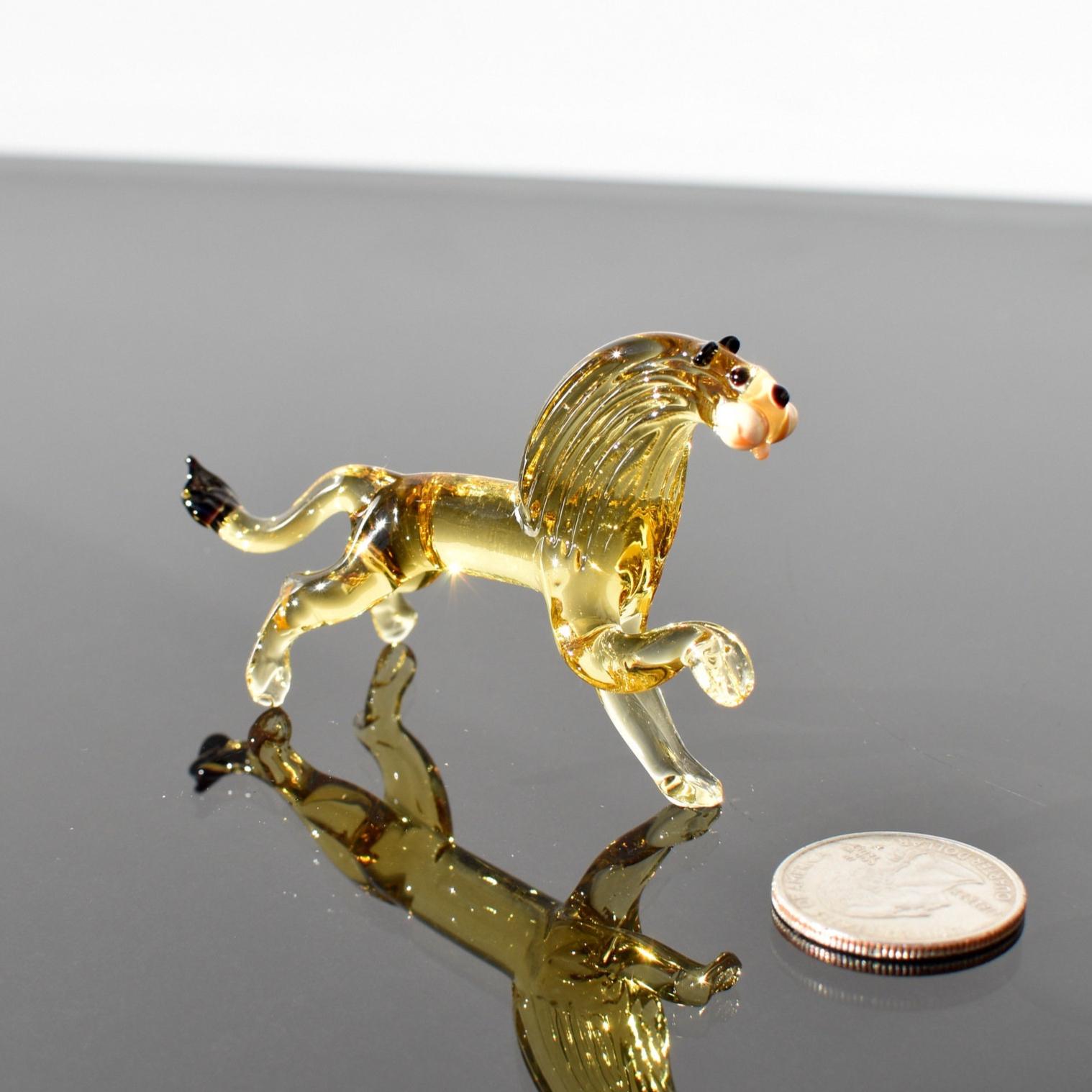 獅子座のギフト、ライオンの彫刻、ライオン像、ガラスのライオンの置物