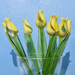Long stem Yellow-clear glass tulip.  Excellent addition to your glass collection, unique gift. Each flower is priced individually.