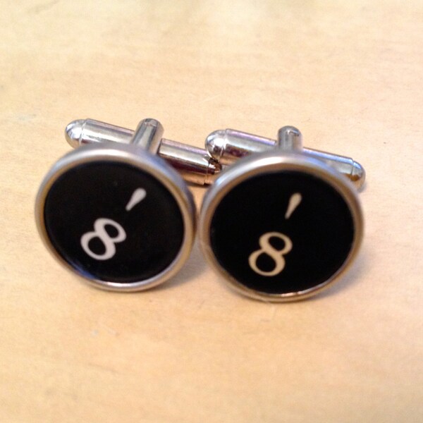 Number 8 Typewriter Key Cufflinks.  No GLUE!  Computer Geeks. Mens jewelry. Custom cufflinks.  Lucky 8.  Recycled gift.  Women's cufflinks.