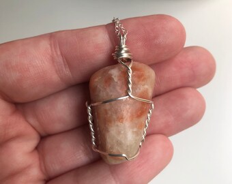 Sterling Silver Sunstone Necklace / Sunstone Silver Necklace / Crystal Necklace