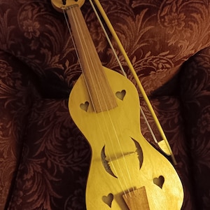 Medieval Fiddle/Vielle image 1