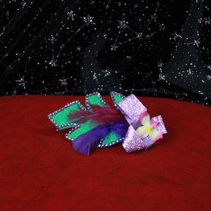 Tiki Tease: Hawaiian Floral Fascinator for Burlesque, Circus, Cabaret