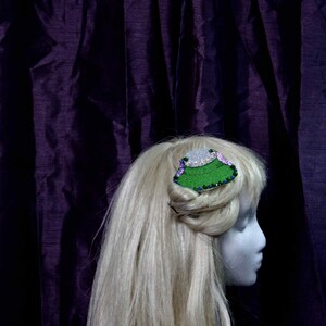 Hautnahe Begegnung der niedlichen Art: UFO Sci-Fi Fascinator für Burlesque und Luftik