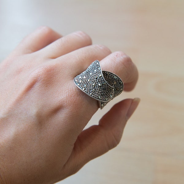 Vintage Art Nouveau Sterling Silver Marcasite Ring