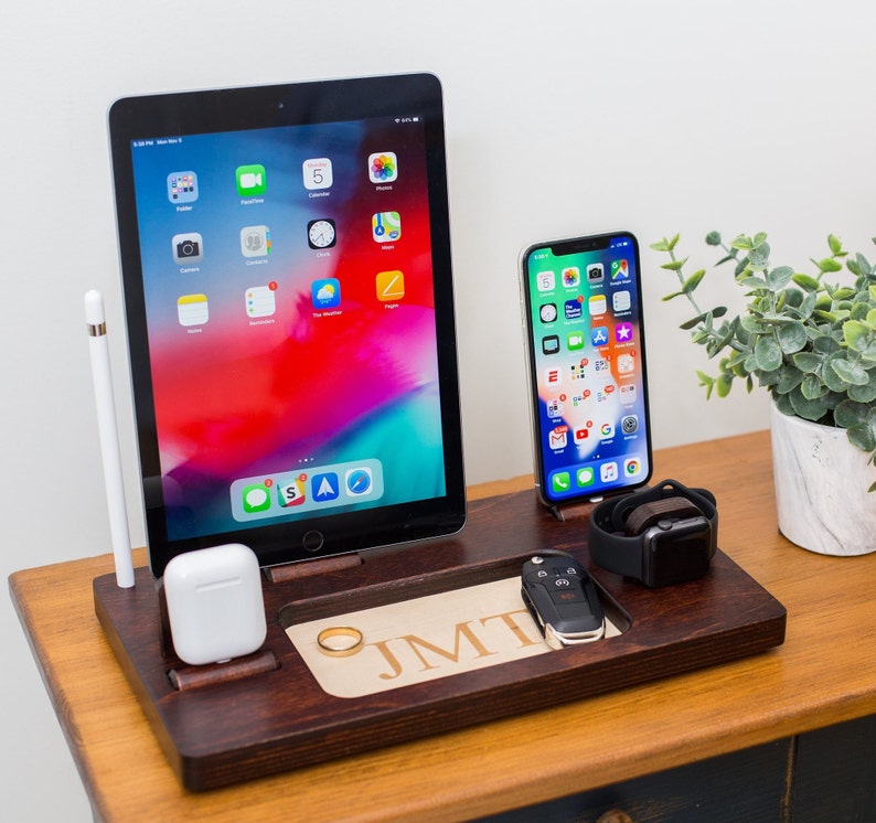 Charging Station for iPad, iPhone, AirPods, Apple Watch, Apple Pencil, ValetTray, Apple Organizer, Mens Gift Idea, Docking Station 