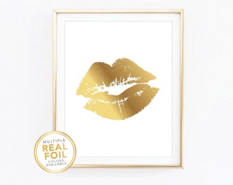 Lips Wall Art Print in Gold Foil, Makeup Artist Office Decor, Fashion Print, Home Decor, Closet Sign, Kiss Bathroom Sign, Makeup Studio