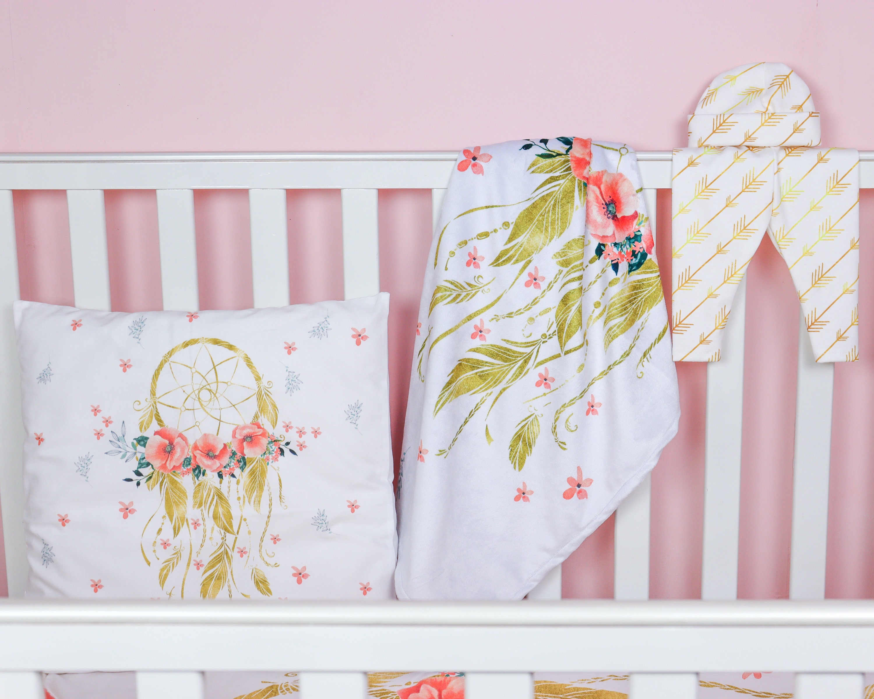Dream mature catcher crib set