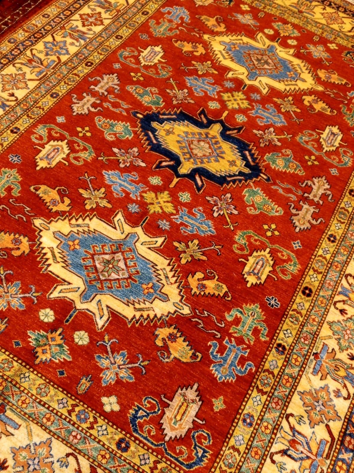 FREE SHIP6 X 8 Ft Stunning Kazak Pattern Natural Dye Self Washable