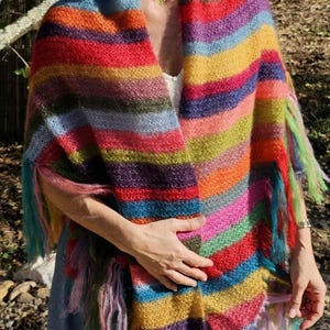 Grand Châle Mohair kid soie "Bonheur Bohême" tricoté à la main en France、手編み、モヘア シルク、ボヘミアン ショール、BoutonRose、ユニーク