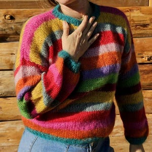 Pull „Arc en Ciel” tricoté à la main en France Mohair kid, mérinos extrafine, alpaga baby, soie, cachemire, Coloré, BoutonRose, Unique