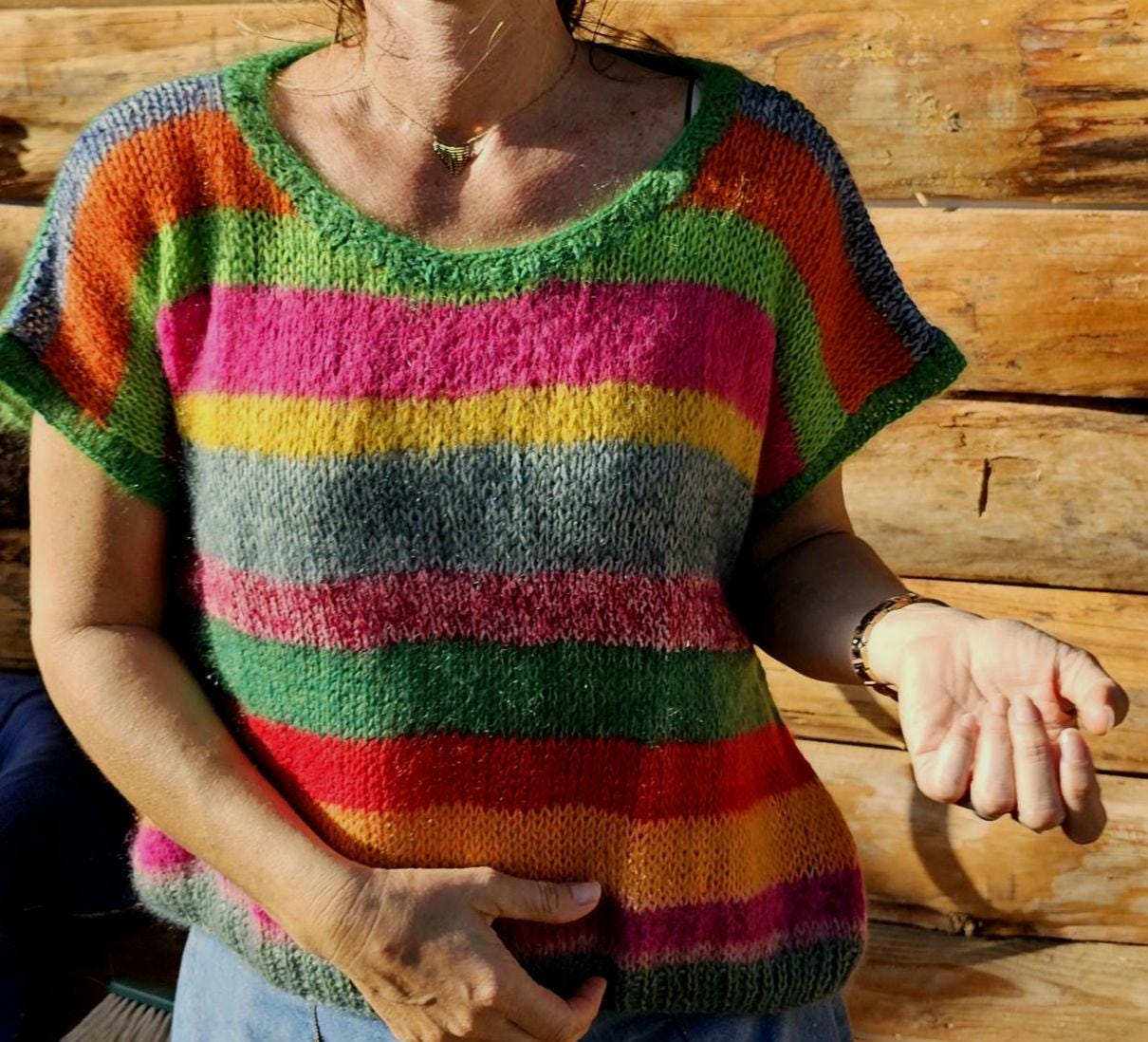 Pull Style Rose Carmin Avec Coeurs Brodés - Mohair Et Soie, Taille XL, Fait Main En France