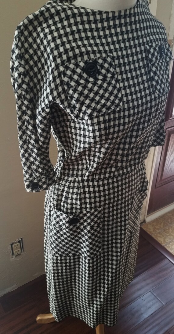Unique Nelly Don Houndstooth Wiggle Dress Circa 19