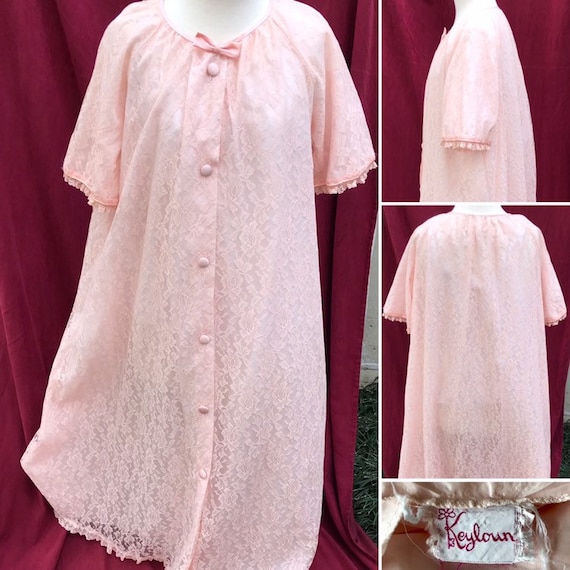 Lovely Pink Lace Keyloun Dressing Gown/House Dress