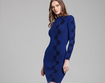 Blaue zweifarbige gerippte Strickkleid mit grafischen Detail / Luna gestrickte Kleid / Merino gerippt stricken Kleid