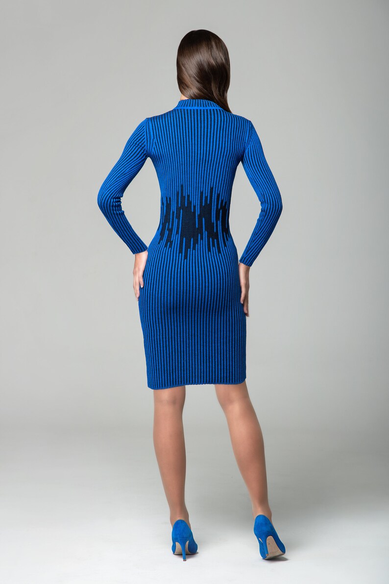 Blue Two-tone Ribbed Knit Dress With Waist Defining Detail / Tara ...